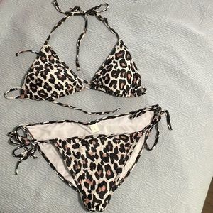 Large bikini never worn leopard print